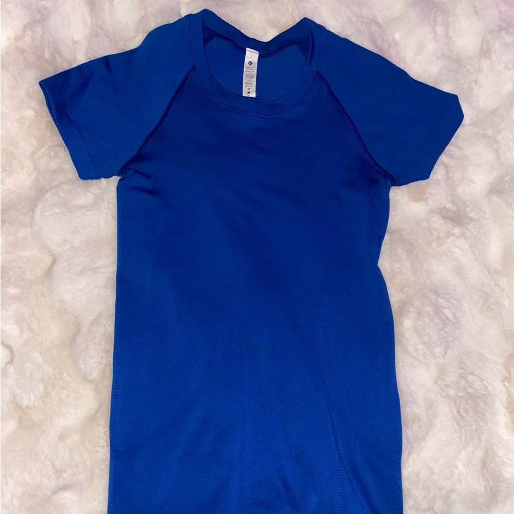 Lululemon Swiftly Tech Short-Sleeve Shirt 2.0 RARE COLOR